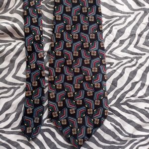 Vintage Oscar dela renta Tie